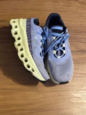 ON WOMEN'S CLOUDMONSTER SNEAKERS